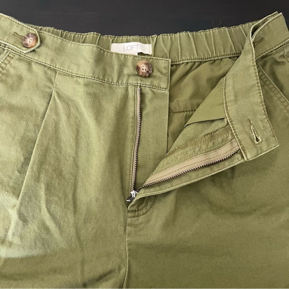 Loft Shorts Womens Size 8P Military Green High Waist Pockets Button Cotton - Picture 6 of 13